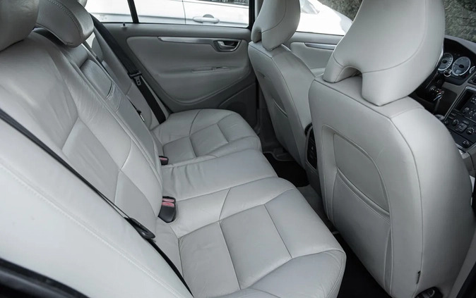 Volvo S60 cena 29900 przebieg: 138707, rok produkcji 2009 z Dębica małe 326